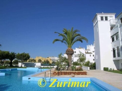 2 bedroom Apartment for sale in Roquetas de Mar with pool - € 175