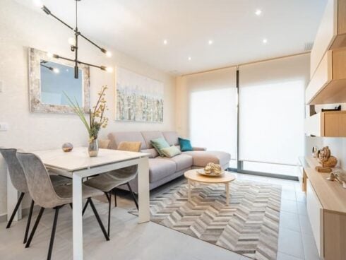 2 bedroom Flat for sale in Cala Millor with pool garage - € 389