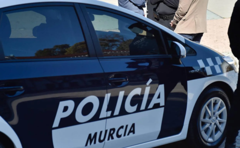 Naked female German tourists perform sex acts on city highway in Spain
